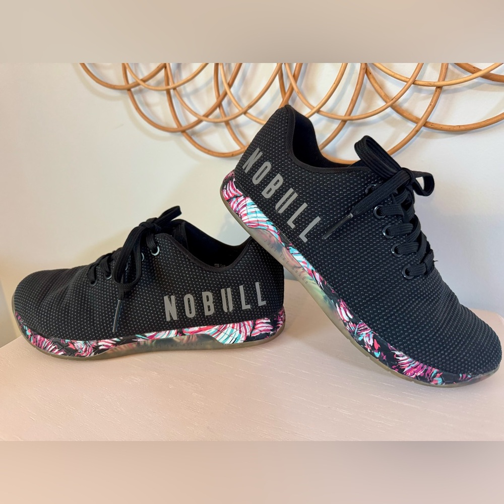 NOBULL Midnight Palm Trainers - Women size 8